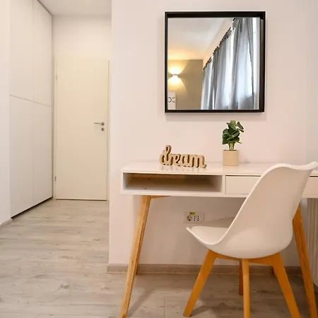 Splendid 2br With Breathtaking Views Of Casa Poporului Apartment Bucharest