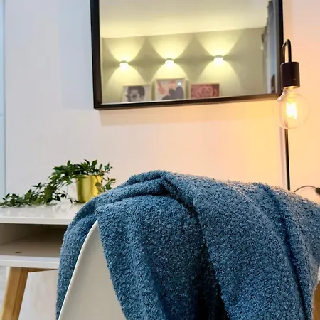 Apartment Splendid 2br With Breathtaking Views Of Casa Poporului Bucharest