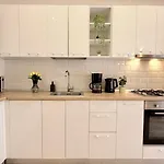 Splendid 2br With Breathtaking Views Of Casa Poporului Апартаменти