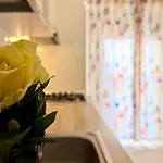 Splendid 2br With Breathtaking Views Of Casa Poporului Апартаменти *