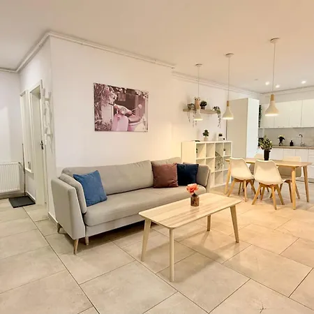 Splendid 2br With Breathtaking Views Of Casa Poporului Appartement Boekarest