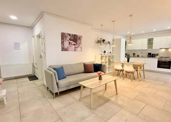 Splendid 2br With Breathtaking Views Of Casa Poporului Апартаменти Бухарест