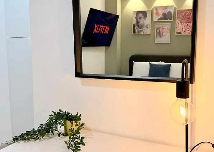 Апартаменти Splendid 2br With Breathtaking Views Of Casa Poporului *