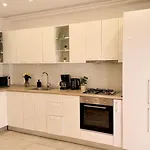 Splendid 2br With Breathtaking Views Of Casa Poporului *