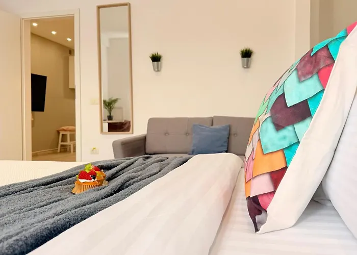 Splendid 2br With Breathtaking Views Of Casa Poporului Bucarest